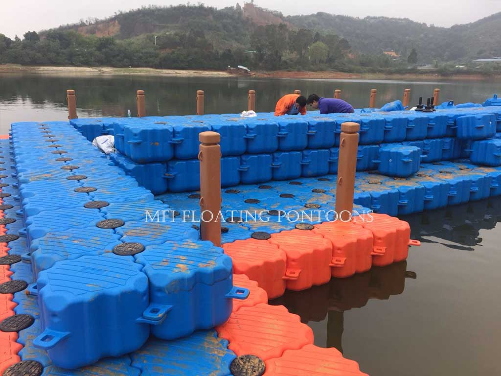 HDPE floating dock platform