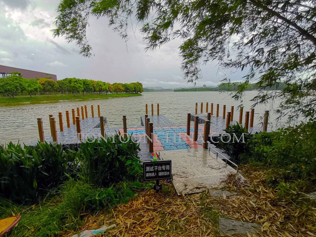 floating dock walkway